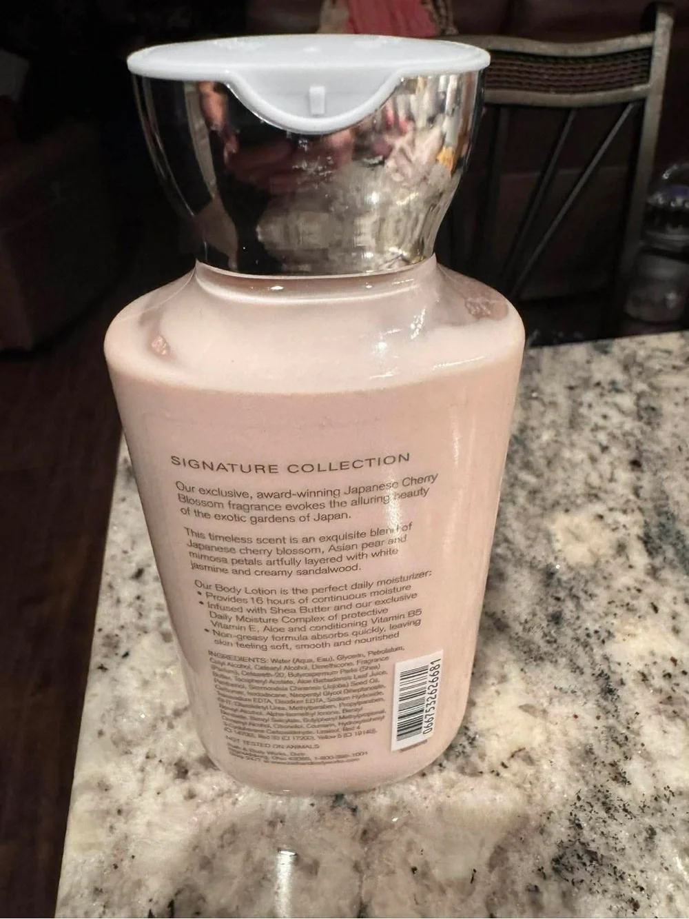Bath & Body Works Japanese Cherry Blossom Body Lotion - Pink